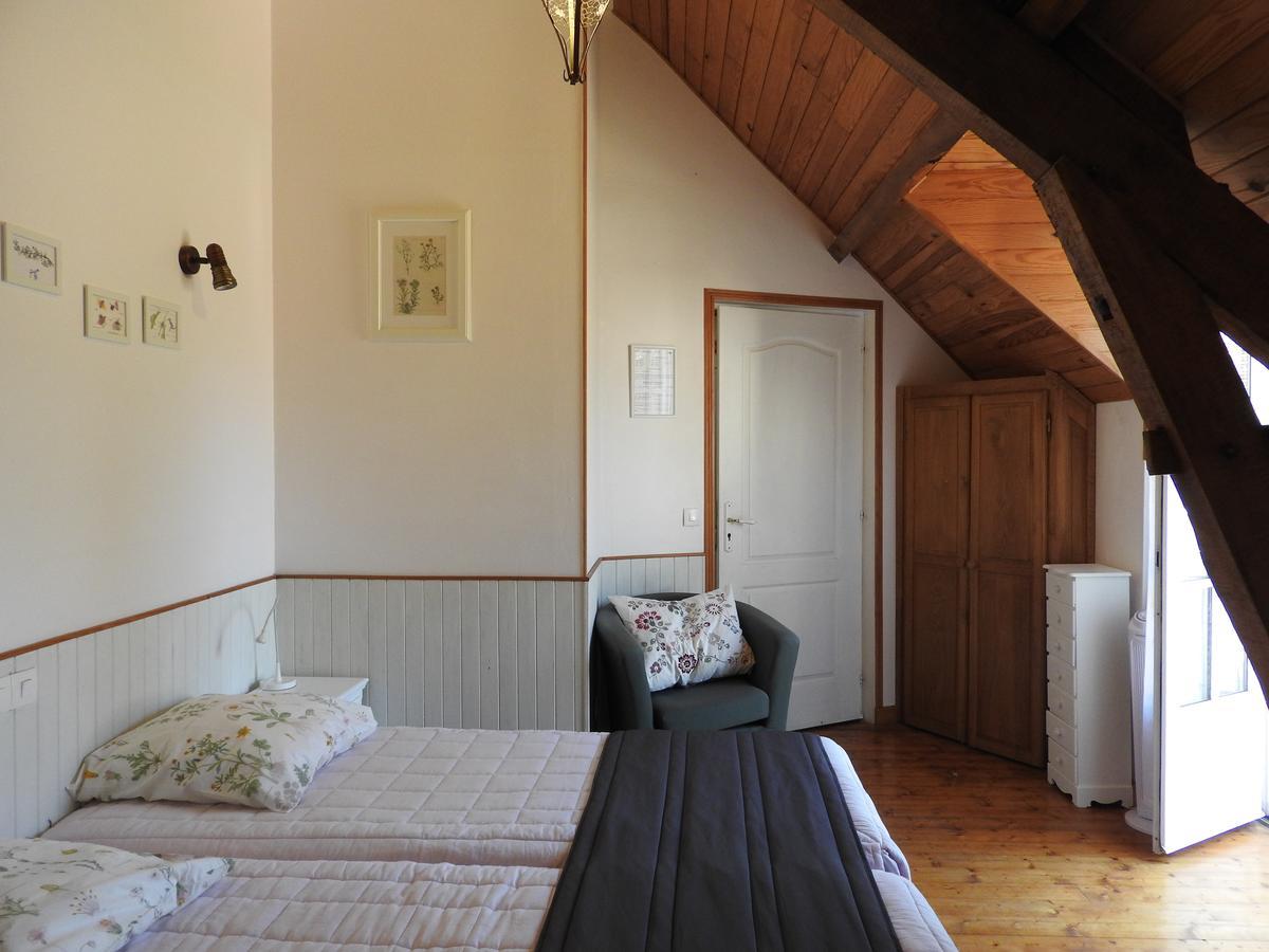 Crouzilles Le Moulin De Saussaye Bed & Breakfast エクステリア 写真