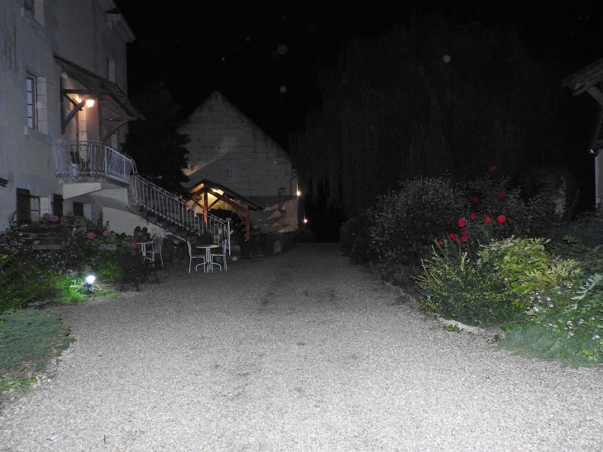 Crouzilles Le Moulin De Saussaye Bed & Breakfast エクステリア 写真